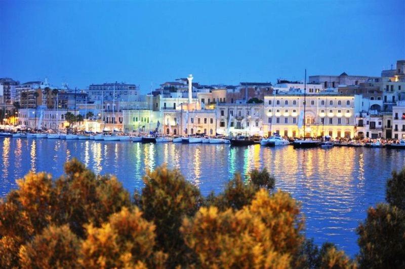 La Dimora Di Enea Lägenhet Brindisi Exteriör bild
